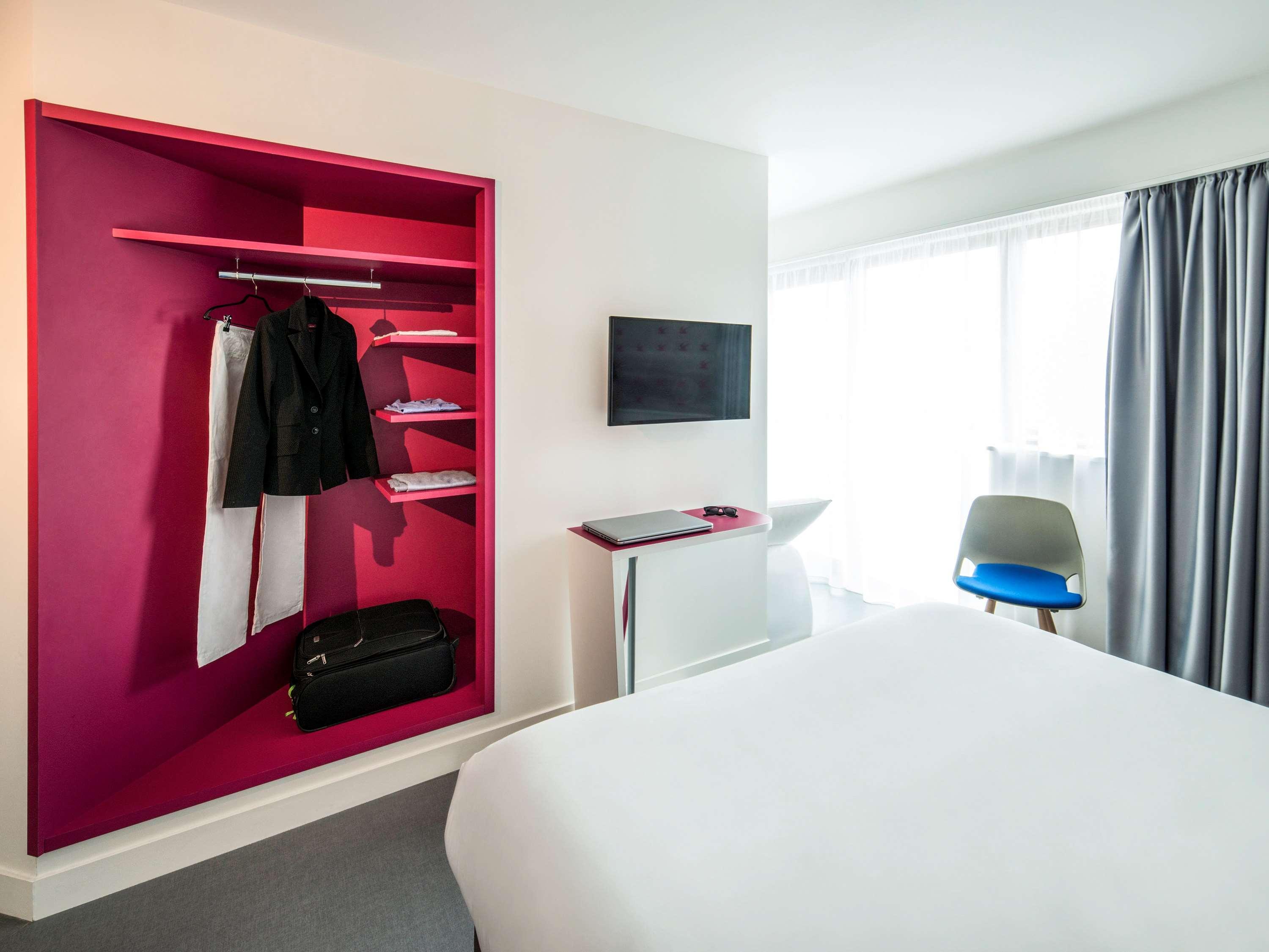 Ibis Styles Collioure Port Vendres Hotel Exterior foto