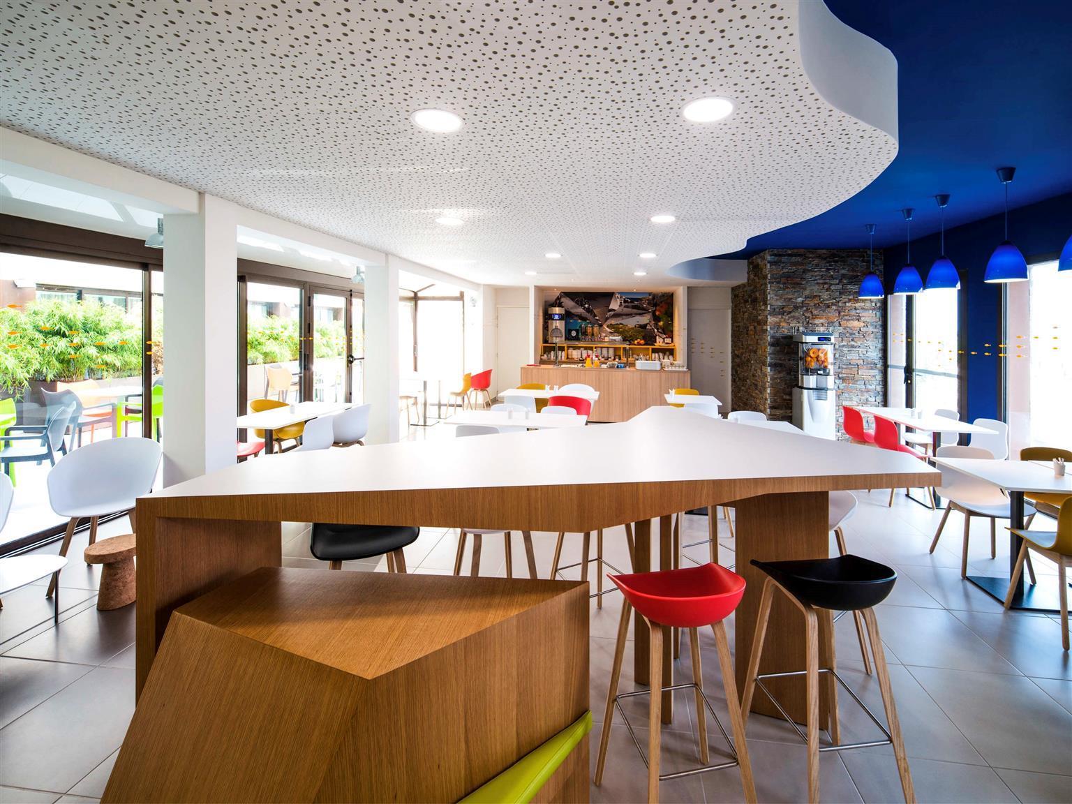 Ibis Styles Collioure Port Vendres Hotel Exterior foto