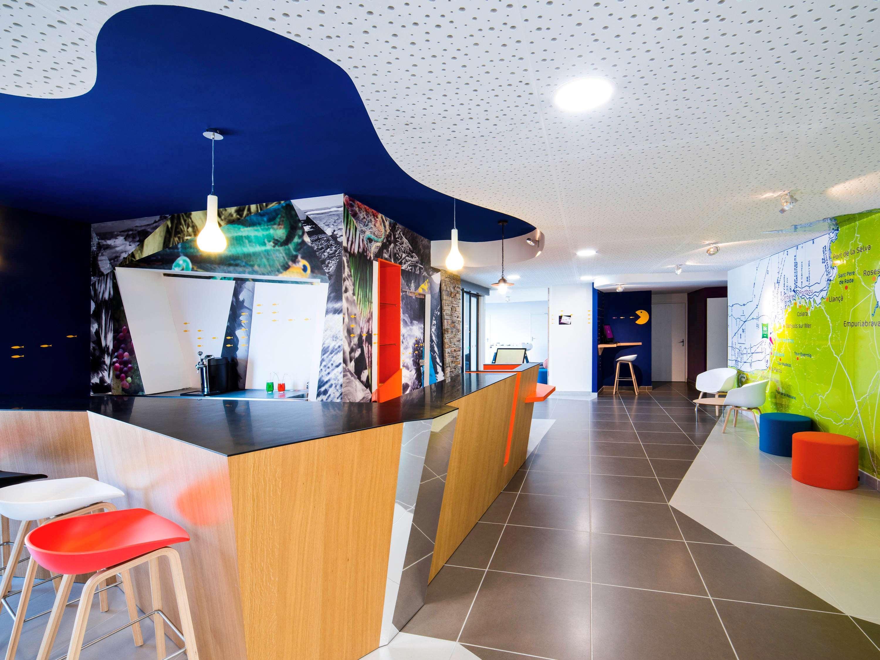 Ibis Styles Collioure Port Vendres Hotel Exterior foto