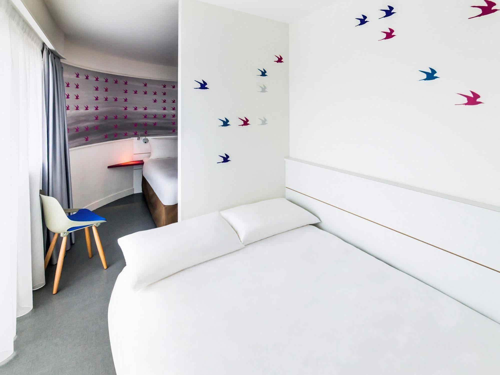 Ibis Styles Collioure Port Vendres Hotel Exterior foto